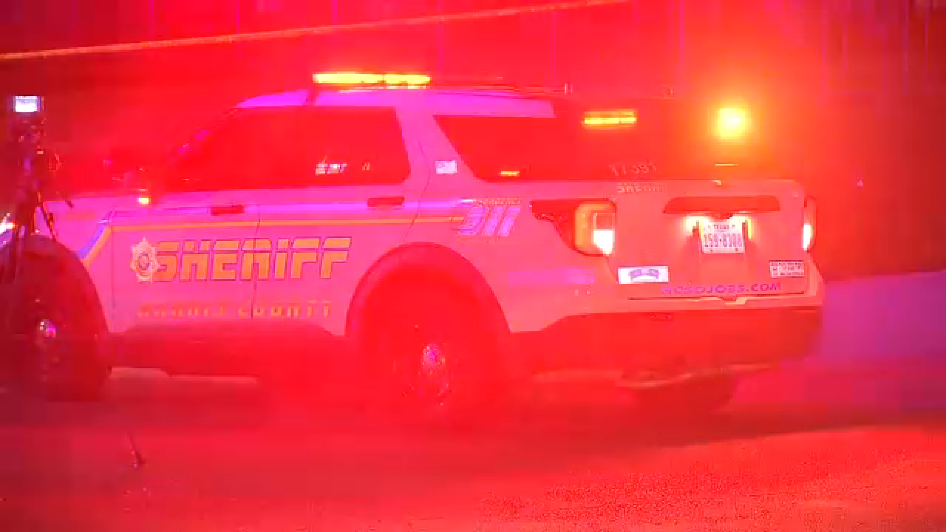 Man shot multiple times, killed in north Harris County apartment complex, sheriff's office says